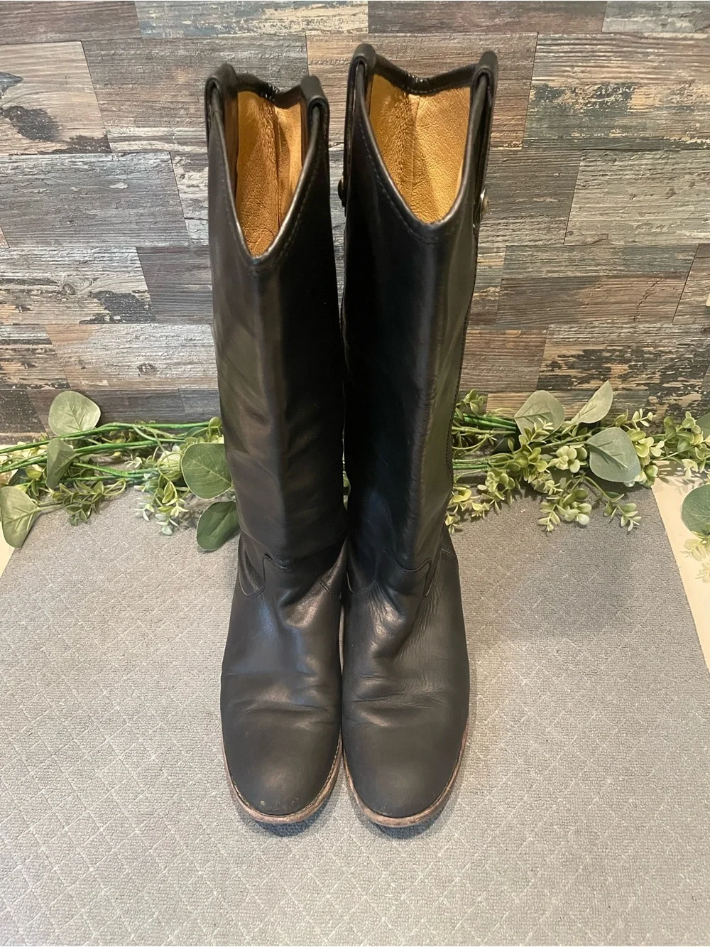 Frye Melissa Button Pull On Riding Boot Size 8.5 Women's